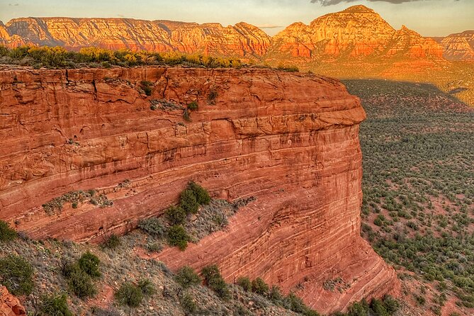 Sedona Dark Sky Sunset & Night Hike With a Private Guide - Transportation and the three-hour schedule