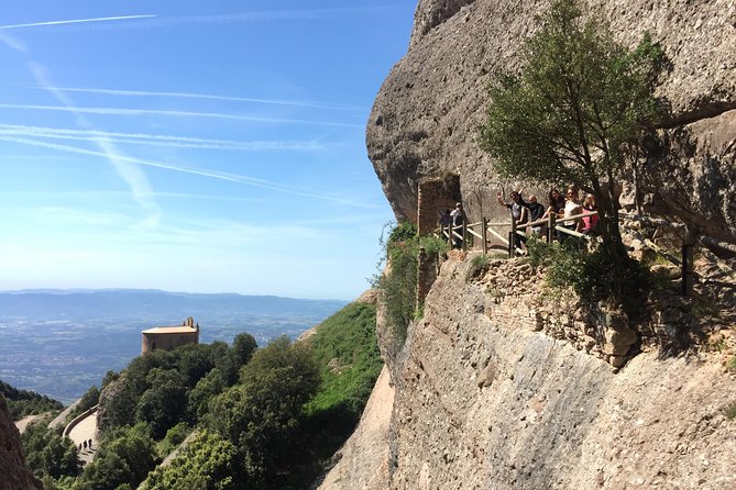 Semi-Private Montserrat Monastery & Hiking Experience - Free time for cheese, cafés, and local shopping