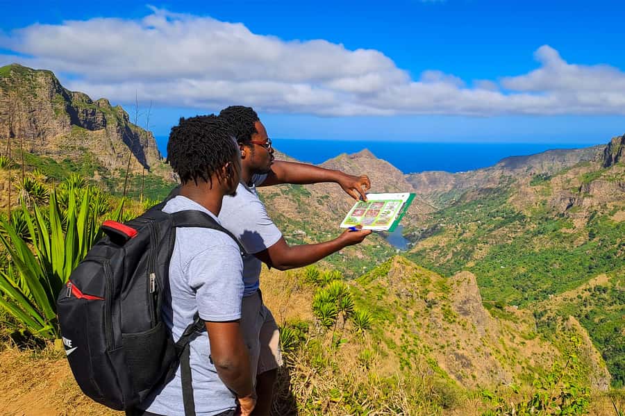 Serra Malagueta: Principal Valley Hike & Lunch with Locals - Lunch with a local family in Mato Dento