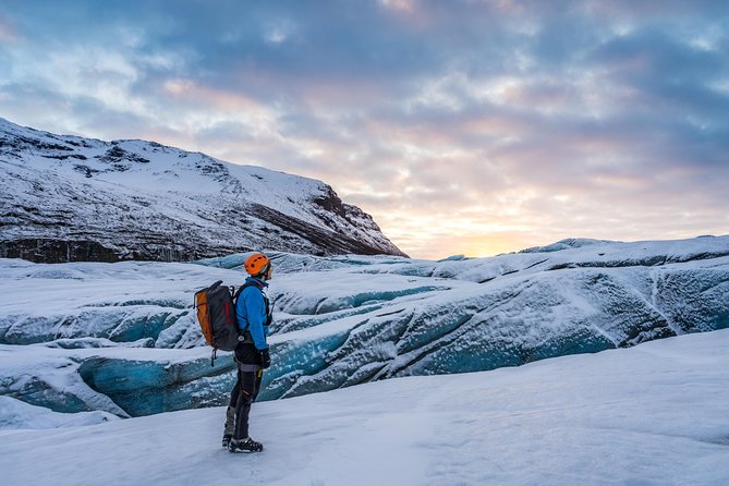 Skaftafell: Blue Ice Cave & Glacier Hike on Vatnajökull - Why walking on Falljökull is the main event
