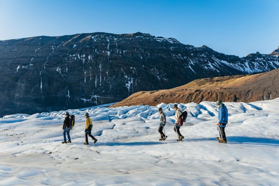Skaftafell: Falljokull Glacier Easy Group Hike - The 10-minute bus ride and approach walk