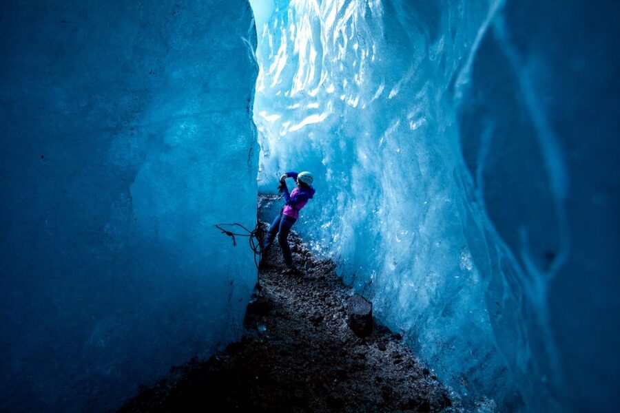 Skaftafell: Ice Cave Tour and Glacier Hike - The guides make the difference