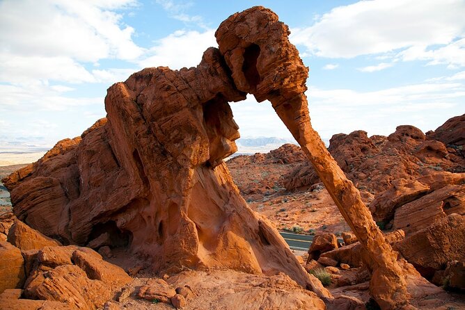 Small Group: Valley of Fire Half Day Tour from Las Vegas - What the small vehicle means for your day
