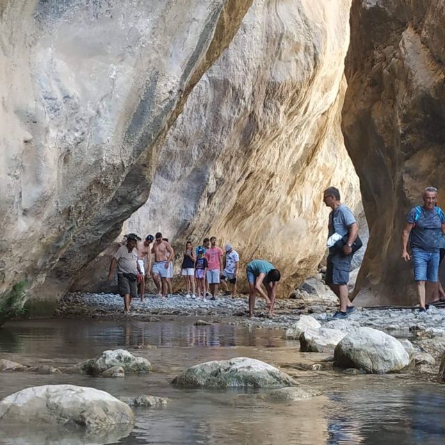 South Crete: Sarakinas Gorge Hike, Swim & Jeep Safari - Why this Crete safari works as a full-day outing