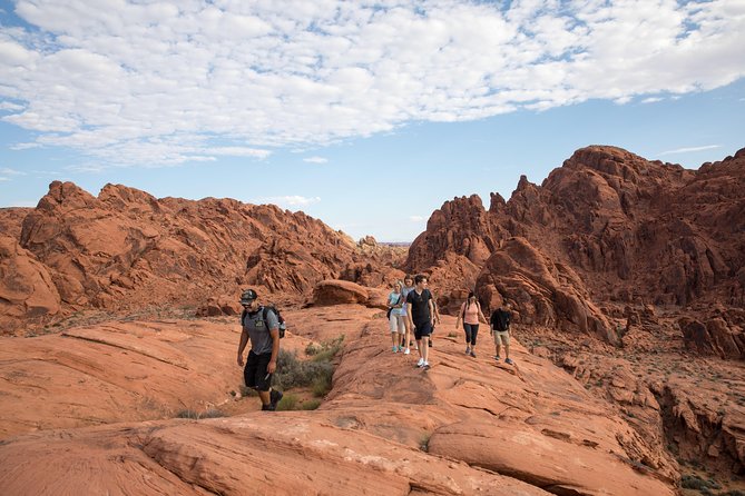 Valley of Fire Guided Hike from Las Vegas - Rainbow Vista and the value of changing viewpoints