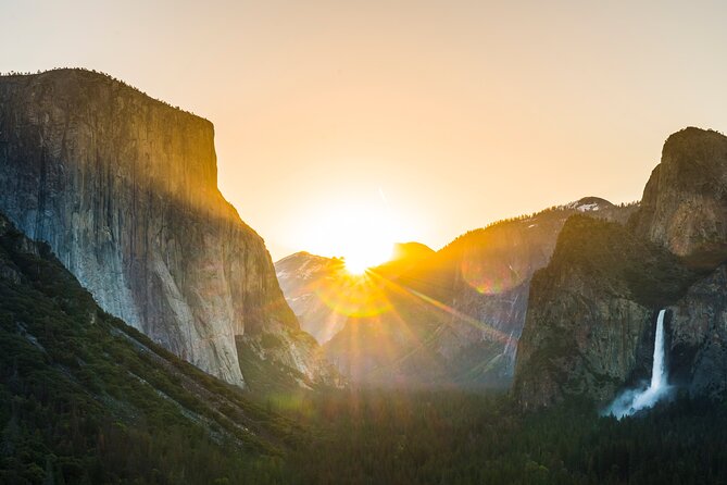 Yosemite Valley Private Hiking Tour - El Capitan, Half Dome, and Yosemite’s granite story